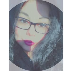 Meet your Posher, Connie